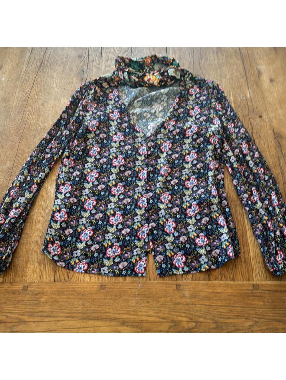 Frame Open Scarf VNeck Long-Sleeve Floral Print Blouse Small